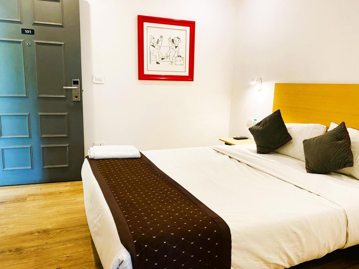 Qotel Hotel Ip Residency East Delhi Preet Vihar 新德里 外观 照片